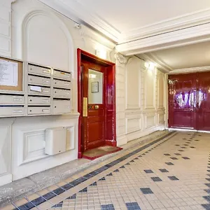 Hsh Daru - Parc Monceau St Honore Cosy 4p Apartamento