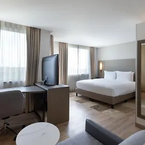 https://residence-inn-by-marriott-playa-del-carmen.allrivieramayahotels.com